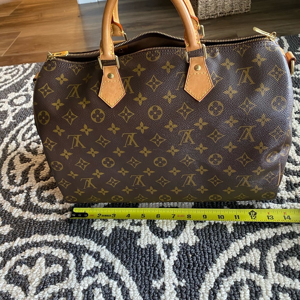 Louis Vuitton Brown Monogram Canvas Crossbody Bag with Tan Leather Strap - Picture 4 of 16